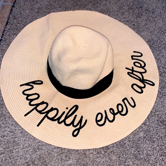 Mud Pie Accessories - HAPPILY EVER AFTER HAT
